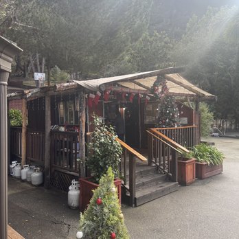 Saddle Mountain  - Front office - Campgrounds Near Me - Carmel, California