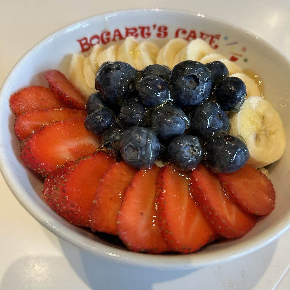 Bogart's Cafe - Fresh fruit acai bowl - Breakfast & Brunch Near Me - Honolulu, Hawaii Bogart's Cafe - Fresh fruit acai bowl - Breakfast & Brunch Near Me - Honolulu, Hawaii