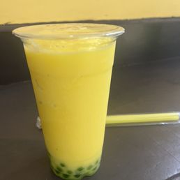 Pineapple frozen lemonade with poppies Pineapple frozen lemonade with poppies
