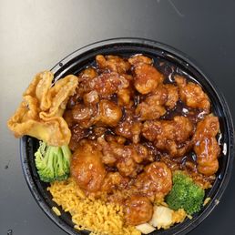 General Tso Chicken and Crab Rangoon General Tso Chicken and Crab Rangoon