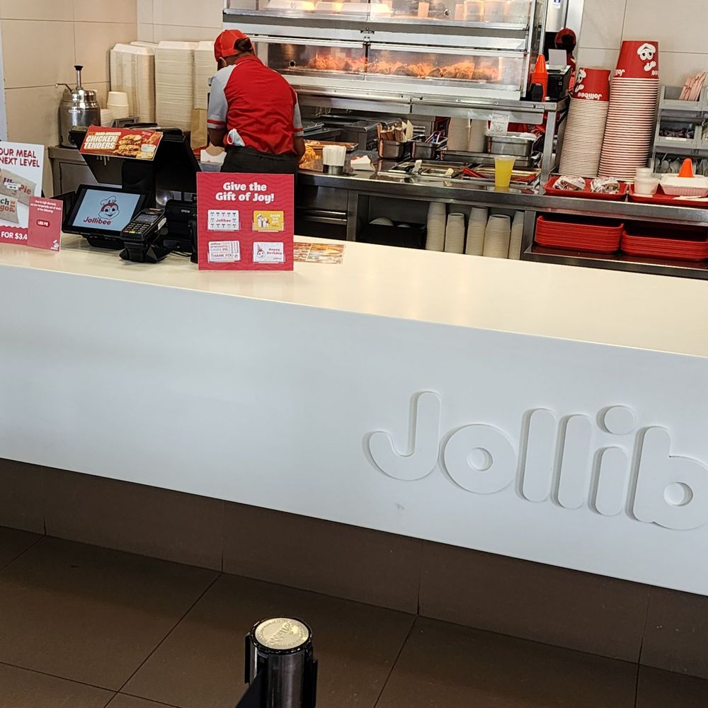Jollibee - counter - Fast Food Near Me - Honolulu, Hawaii