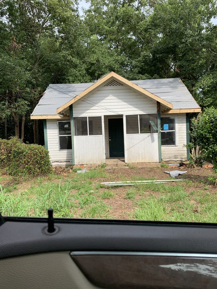 Slide of Quality Roofing