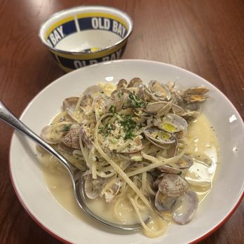 Vinny's Clam Bar - Seafood Near Me - Tinley Park, Illinois