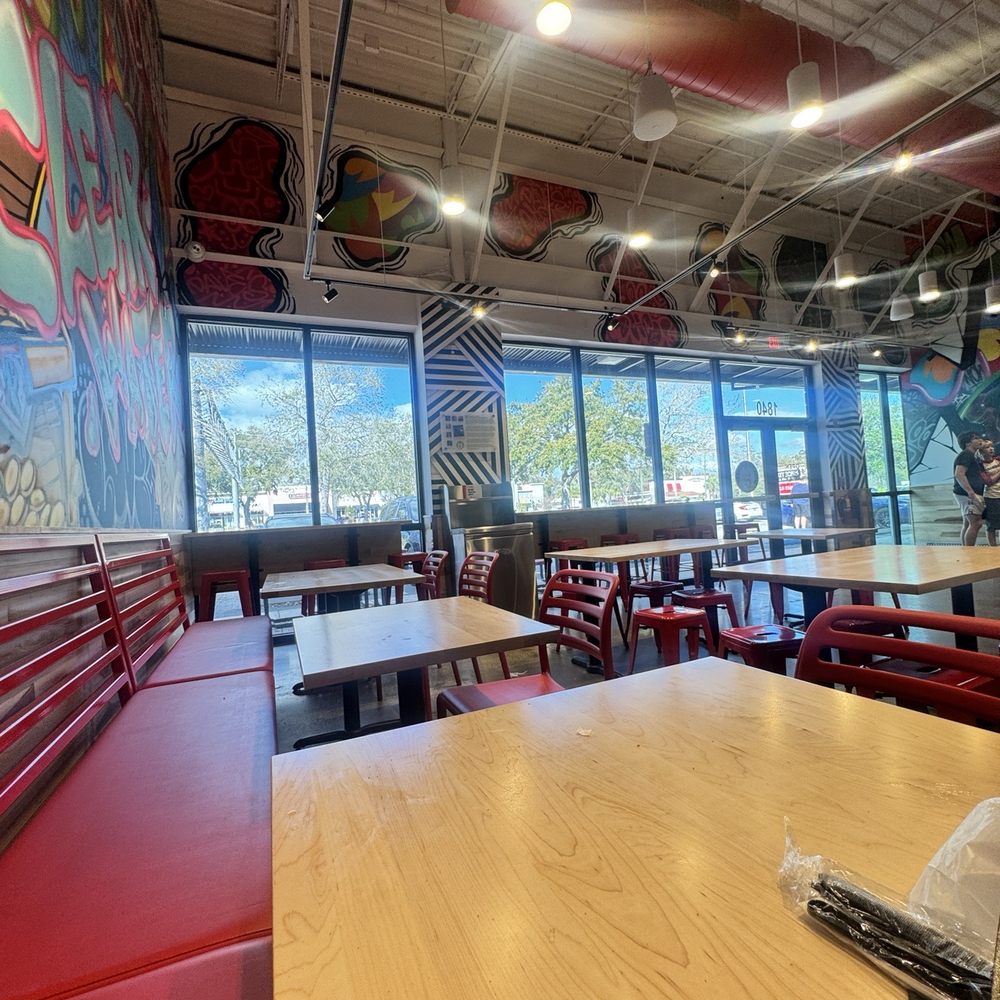 Dave's Hot Chicken - Inside - Chicken Shop Near Me - Clearwater, Florida Dave's Hot Chicken - Inside - Chicken Shop Near Me - Clearwater, Florida