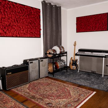 Deep Cuts Studio - Music Production Services Near Me - Savannah, Georgia Deep Cuts Studio - Music Production Services Near Me - Savannah, Georgia