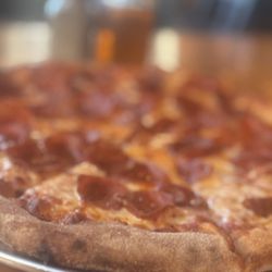 Tamboli's Pasta & Pizza - Pepperoni Pizza 1 Topping $15 Thursday