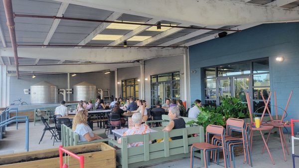 Skeeta Hawk Brewing by null