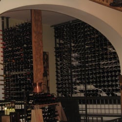 Mangiafuoco - La ben fornita Cantina dei vini