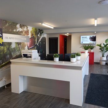 Fix Auto - Strathmore - Front Office - Body Shops Near Me - Strathmore, Alberta Fix Auto - Strathmore - Front Office - Body Shops Near Me - Strathmore, Alberta