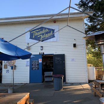 Thunder Island Brewing - Front of building. - Breweries Near Me - Cascade Locks, Oregon Thunder Island Brewing - Front of building. - Breweries Near Me - Cascade Locks, Oregon