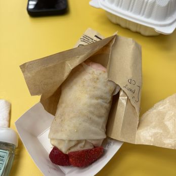 Mosa - Regular Crepe 3 scoop ice cream - Desserts Near Me - Honolulu, Hawaii Mosa - Regular Crepe 3 scoop ice cream - Desserts Near Me - Honolulu, Hawaii