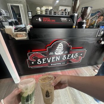 Seven Seas Roasting - Coffee Roasteries Near Me - Solana Beach, California