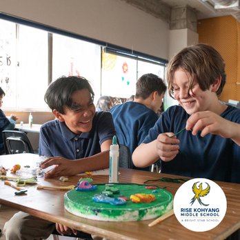 Rise Kohyang Middle School - RKMS Students in Science Class - Middle Schools & High Schools Near Me - Los Angeles, California Rise Kohyang Middle School - RKMS Students in Science Class - Middle Schools & High Schools Near Me - Los Angeles, California