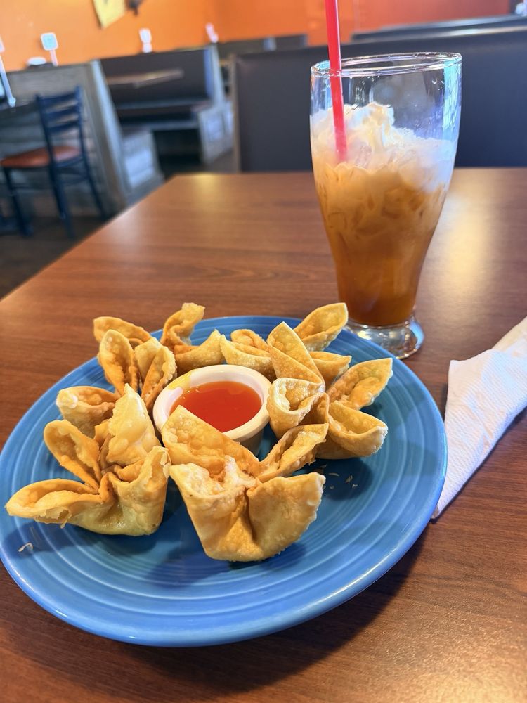 MPK Oriental Cuisine Logo