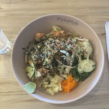 PokeHub - Salmon Kick bowl - Poke Near Me - Fairfax, Virginia