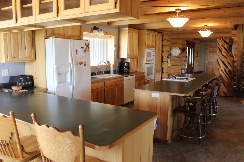 JUNIPER FAMILY LODGE Updated June 2024 2033 N Blue Mountain Rd