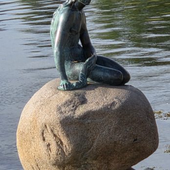 Den Lille Havfrue - Landmarks & Historical Buildings Near Me - København Ø, 84