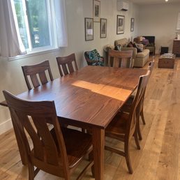 Amish Shaker Table and Maggie Chairs Amish Shaker Table and Maggie Chairs