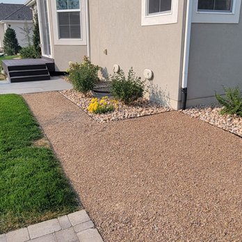 Frederico Outdoor Living - Flagstone chip walkway - Landscape Architects or Designers Near Me - Lehi, Utah Frederico Outdoor Living - Flagstone chip walkway - Landscape Architects or Designers Near Me - Lehi, Utah