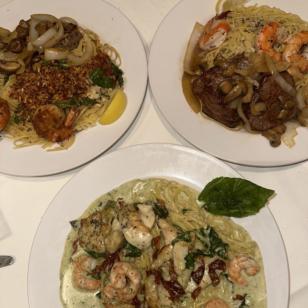 Assaggio Bistro - Filet with Shrimp Picante, Filet with Shrimp Scampi, Creamy Pesto with Chicken and Shrimp - Italian Near Me - Honolulu, Hawaii Assaggio Bistro - Filet with Shrimp Picante, Filet with Shrimp Scampi, Creamy Pesto with Chicken and Shrimp - Italian Near Me - Honolulu, Hawaii