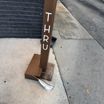 Sunday Press | Garden Oaks - Poor maintenance all around. - Coffee & Tea Near Me - Houston, Texas