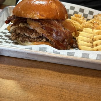 Chuck Wagon - The Holy Swine Burger - American Near Me - Myrtle Beach, South Carolina