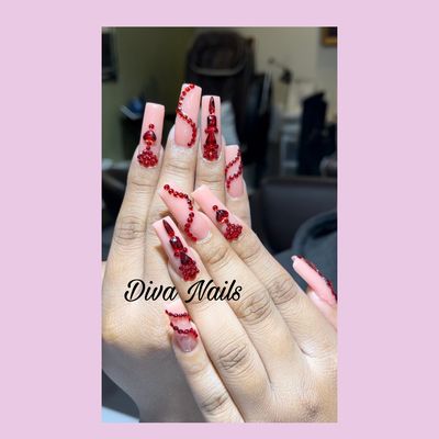 Glam Nail Designs - We are experts with nail designs!