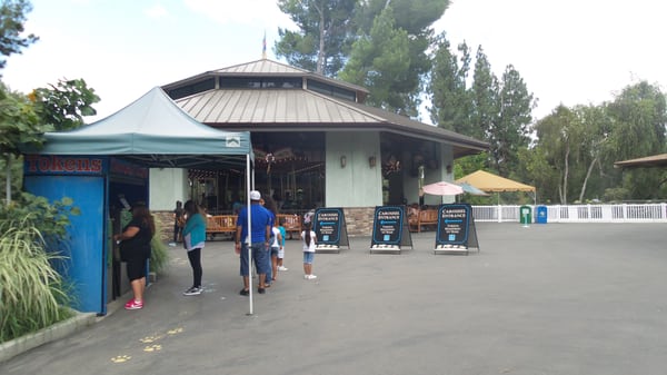 Tom Mankiewicz Conservation Carousel by null