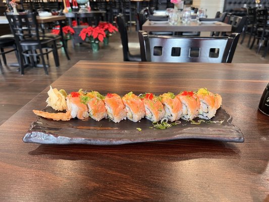 Srithai: Thai Kitchen & Sushi Bar (Emory) by null