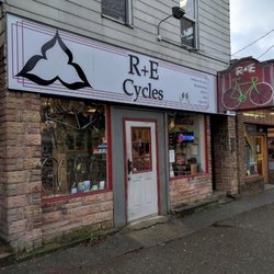 R & E Cycles - Neighborhood bike shop.?
