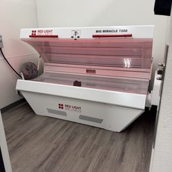 Solae Wellness Society - Medical grade redlight therapy bed