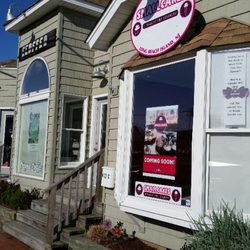 SmallCakes A Cupcakery & Creamery - Smallcakes LBI is located on N. Bay Ave in Beach Haven.