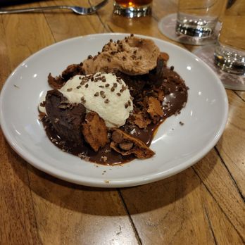 Range - Mississippi mud pie - Steakhouses Near Me - San Antonio, Texas