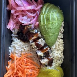 Heirloom Craft Kitchen - Ahi dinner $20.00. Does not look like the website picture at all.