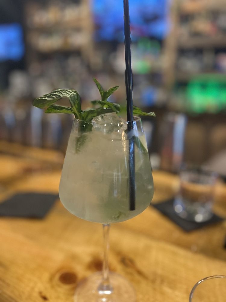 THE RESERVE Updated October 2024 29 Photos 201 E Center St, Kingsport, Tennessee