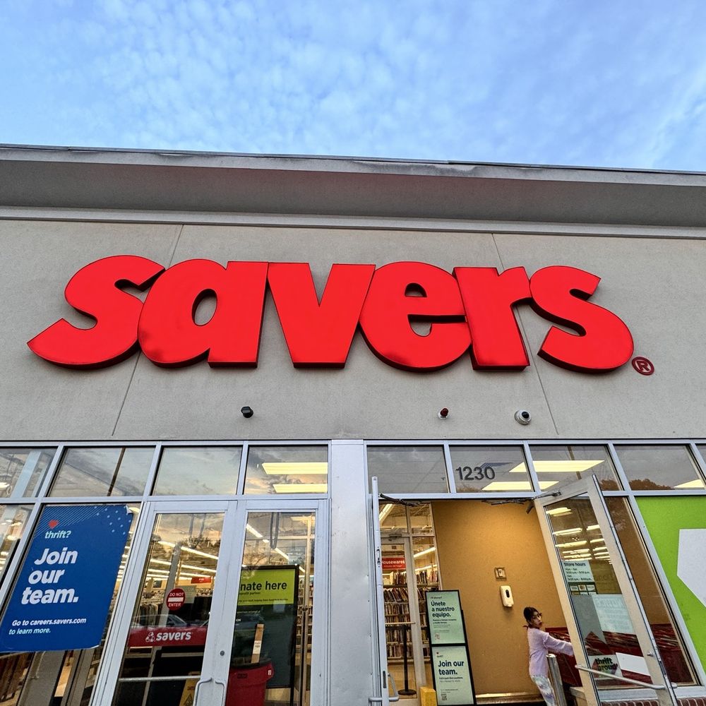 Savers Thrift Store Logo Donate Your Pre Loved Clothes Diabetes