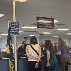 DMV Jesse White Secretary Of State - Reception desk