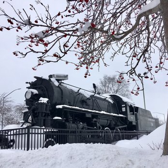 Delaney Park Strip - Parks Near Me - Anchorage, Alaska