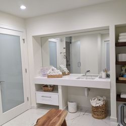 Renata's Organic Skincare & Spa