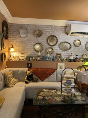 Brooklyn High Low - Original Location by null