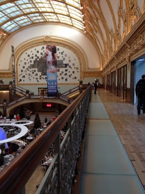 Stadsfeestzaal by null