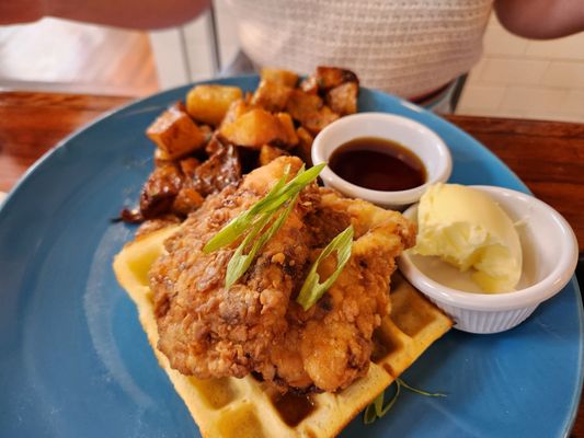 Henry’s On Clay by null