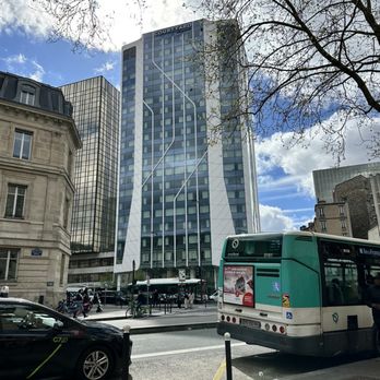 Courtyard by Marriott Paris Gare de Lyon - Hotel from outside. - Hotels Near Me - Paris, 75 Courtyard by Marriott Paris Gare de Lyon - Hotel from outside. - Hotels Near Me - Paris, 75