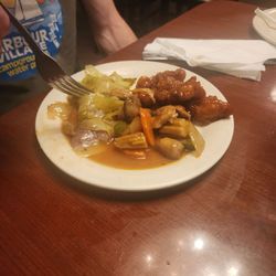 Canton Inn Restaurant - Beef and cabbage, pork and vegetables and gen. Tsao chicken.