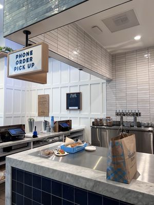 Mendocino Farms by null