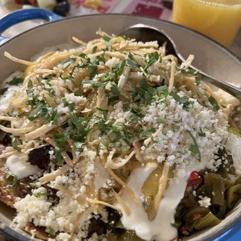 etta - Bucktown - Huevos Rancheros. Looks like a mess but tastes delicious. - Pizza Near Me - Chicago, Illinois etta - Bucktown - Huevos Rancheros. Looks like a mess but tastes delicious. - Pizza Near Me - Chicago, Illinois