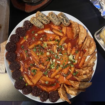 Chon Dak - Tteotbeoki + blood sausage + fried dumplings + fried seaweed roll - Bars Near Me - Gardena, California