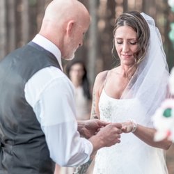 Whispering Pine Plantation - Our first wedding elopement!