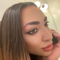 Live Skin - Eyebrow lamination