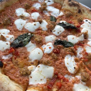 Char & Lemon - Alla Vodka Pizza - Italian Near Me - Oxford, Connecticut